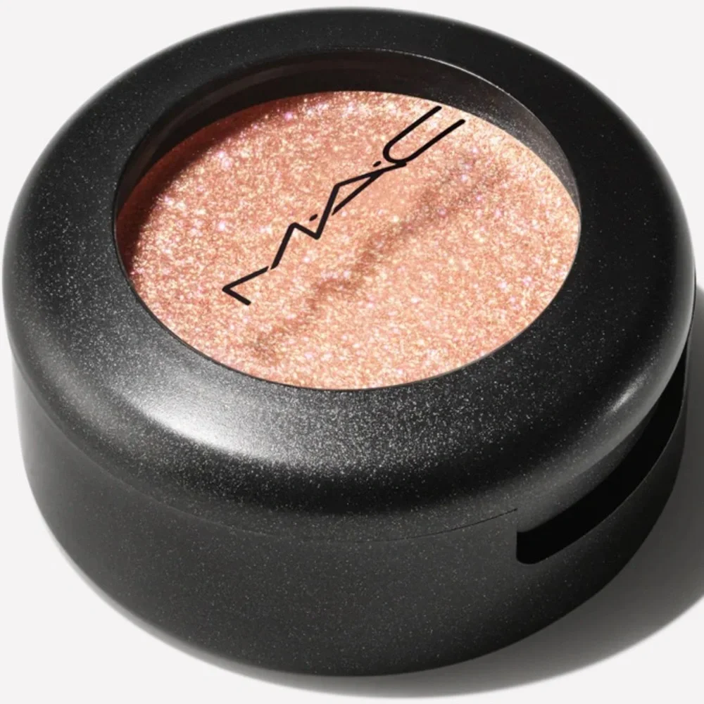 MAC Dazzleshadow Eyeshadow Oh So Gilty
